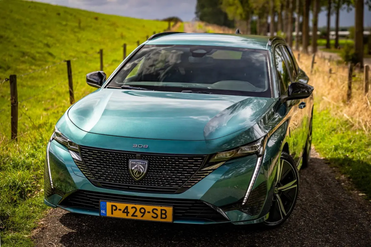 1.2 PureTech GT-Line |Nap |Virtual |Camera