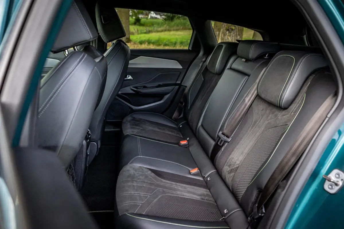 1.2 PureTech GT-Line |Nap |Virtual |Camera