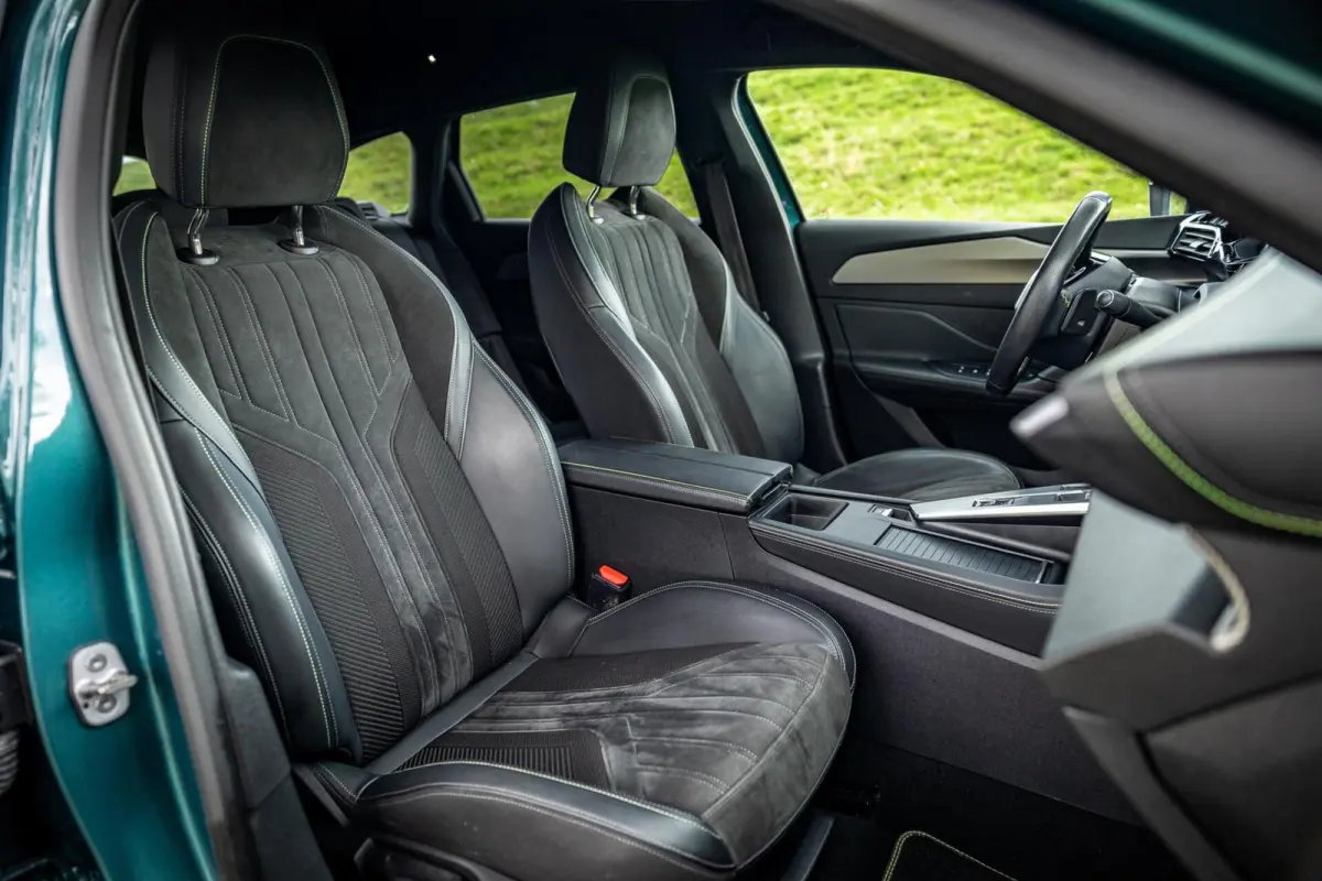 1.2 PureTech GT-Line |Nap |Virtual |Camera