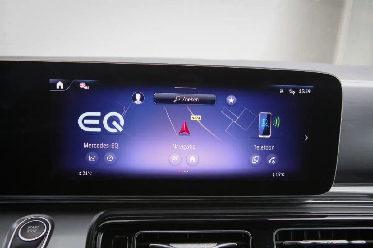 300 L2 Avant. 90 kWh dubbele schuifd.