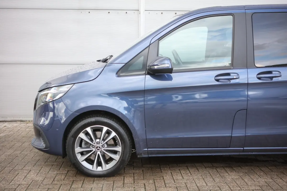 300 L2 Avant. 90 kWh dubbele schuifd.