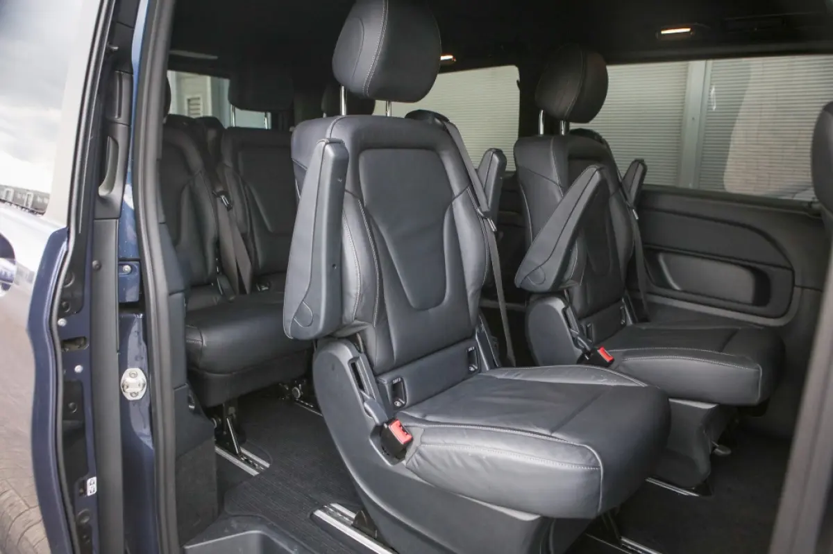 300 L2 Avant. 90 kWh dubbele schuifd.
