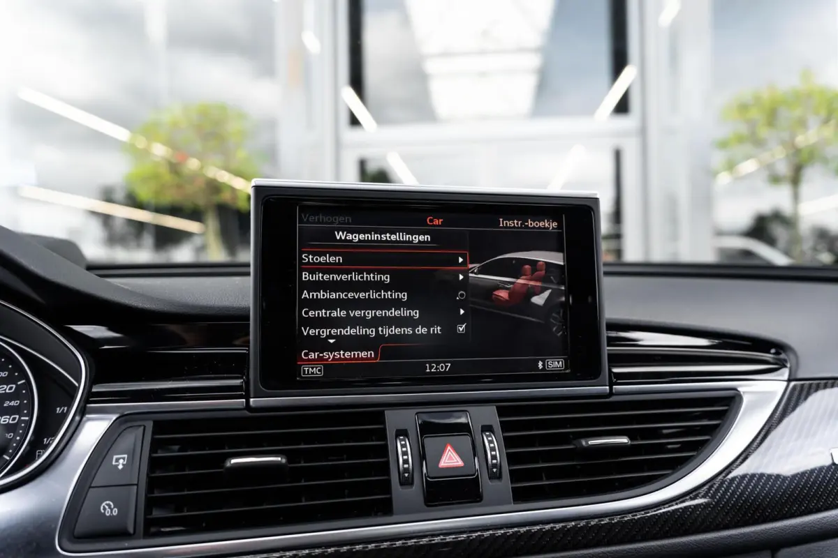 4.0 TFSI RS 6 quattro Pano Milltek Bose