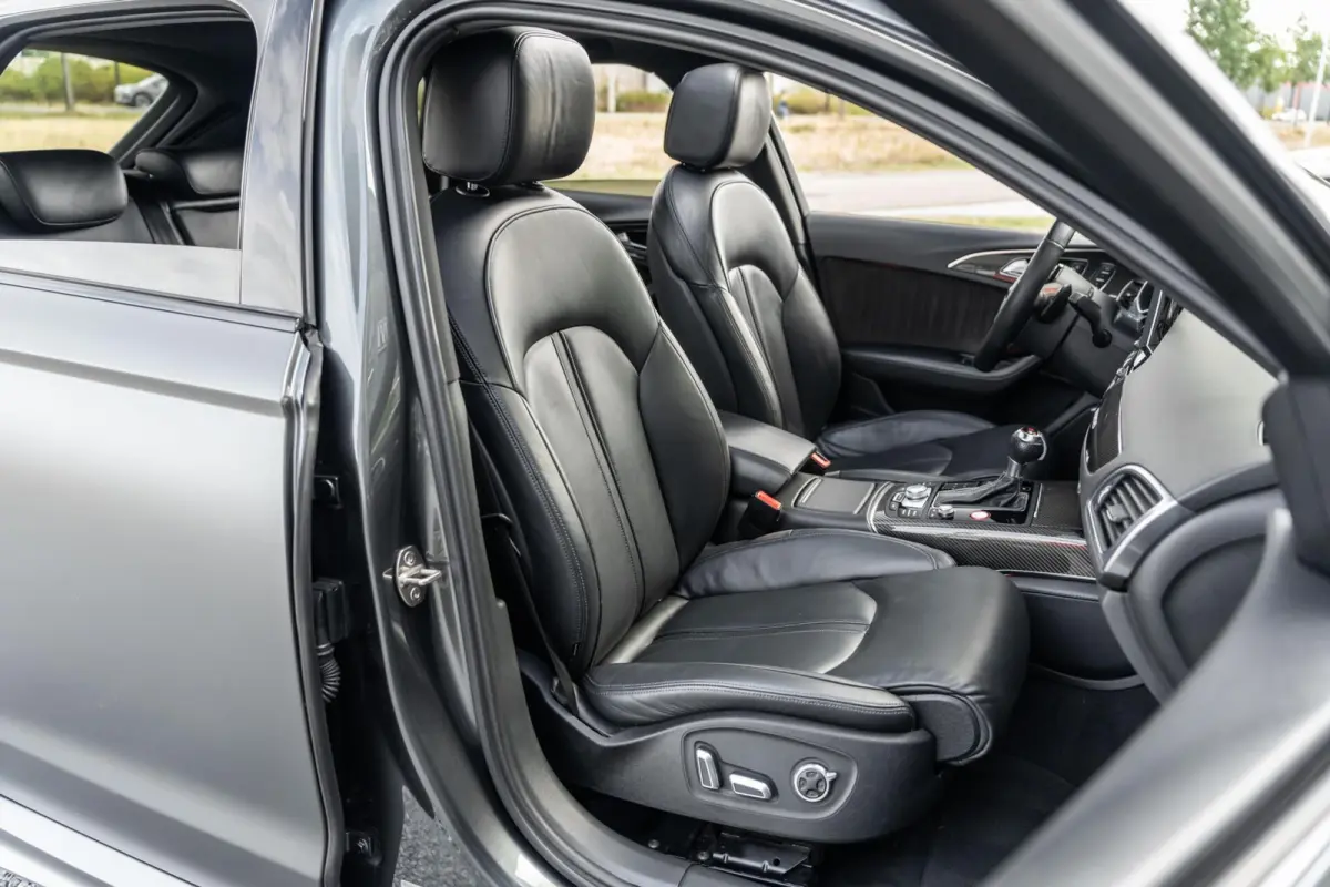 4.0 TFSI RS 6 quattro Pano Milltek Bose
