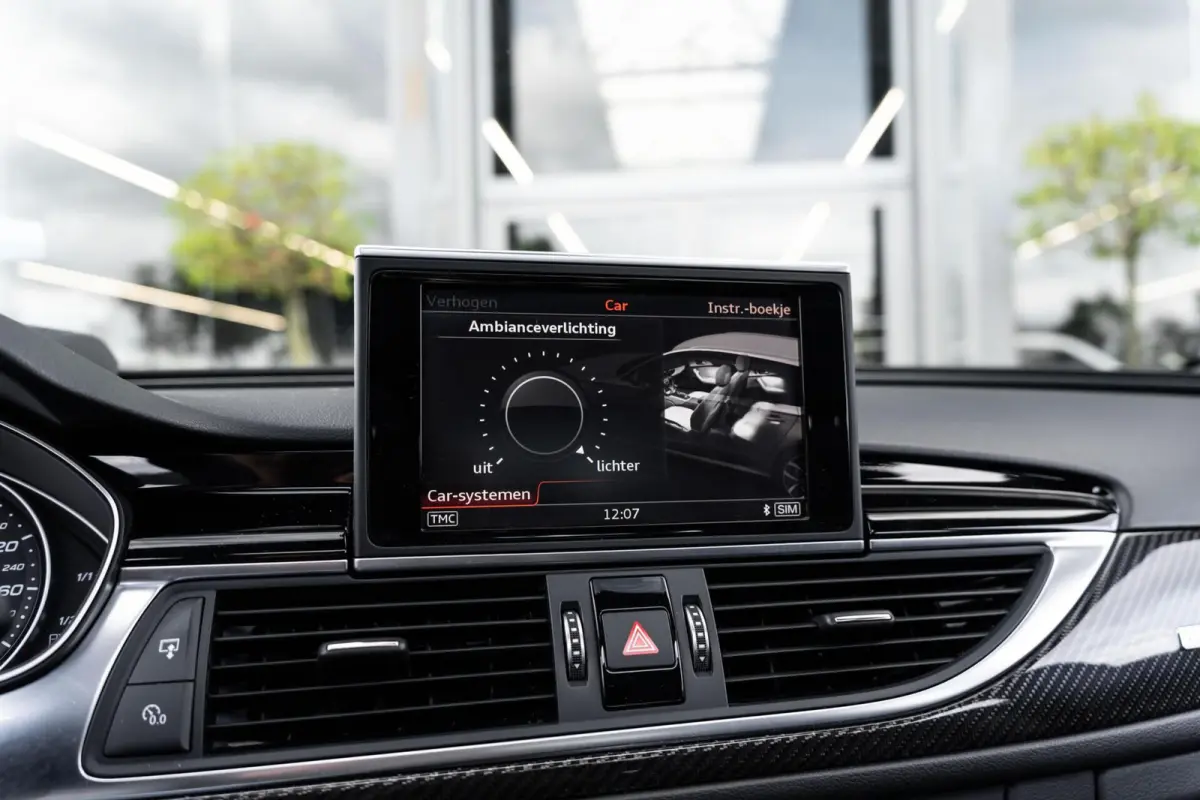 4.0 TFSI RS 6 quattro Pano Milltek Bose