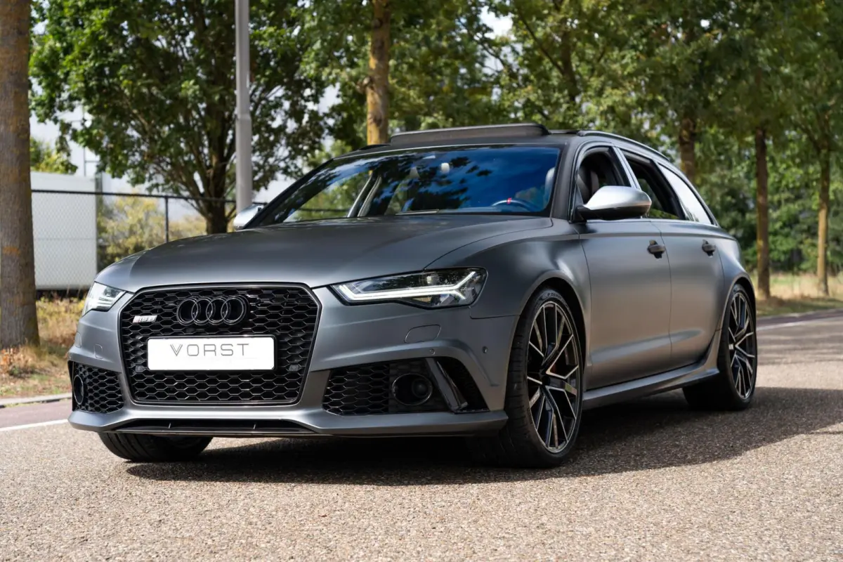 4.0 TFSI RS 6 quattro Pano Milltek Bose