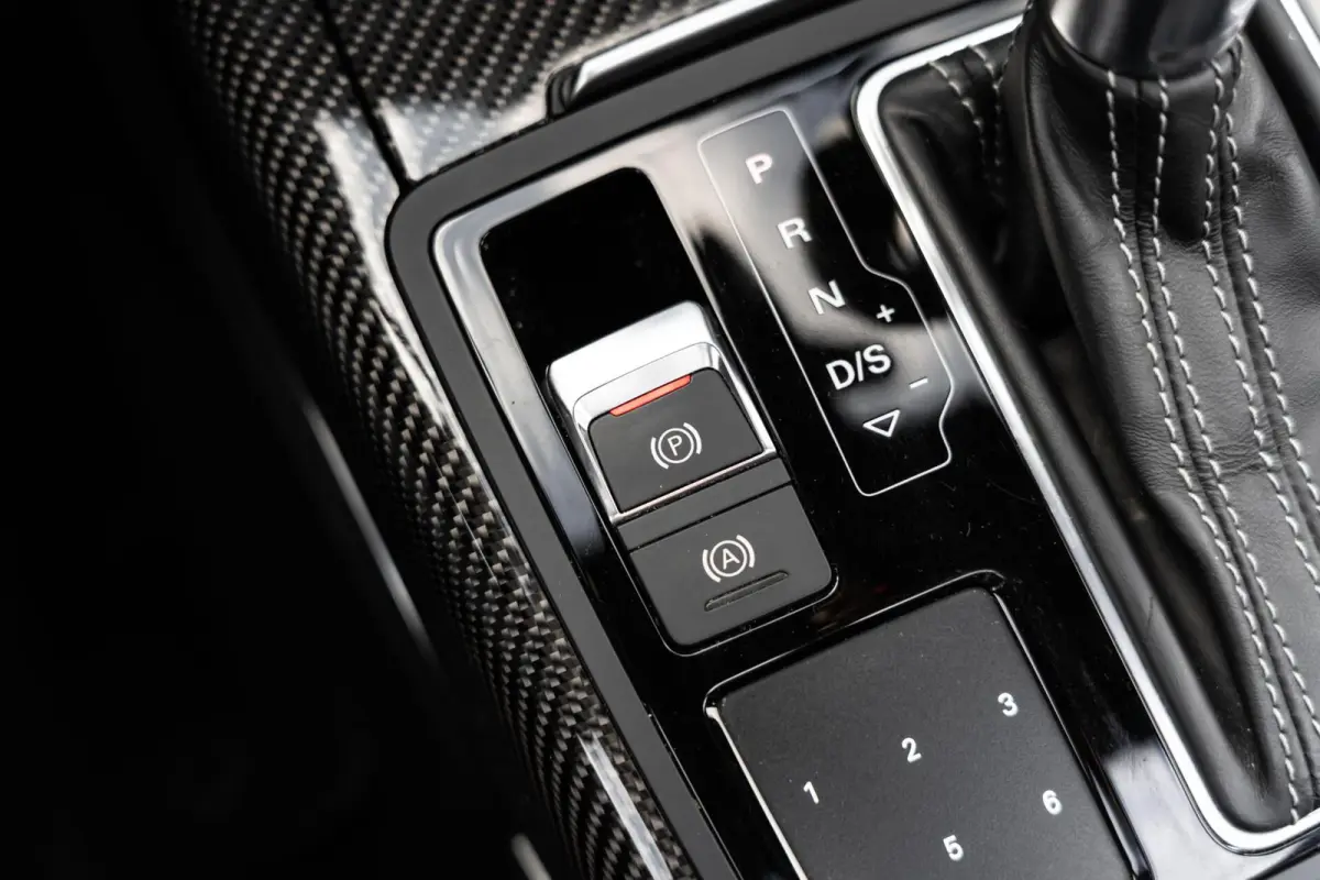 4.0 TFSI RS 6 quattro Pano Milltek Bose