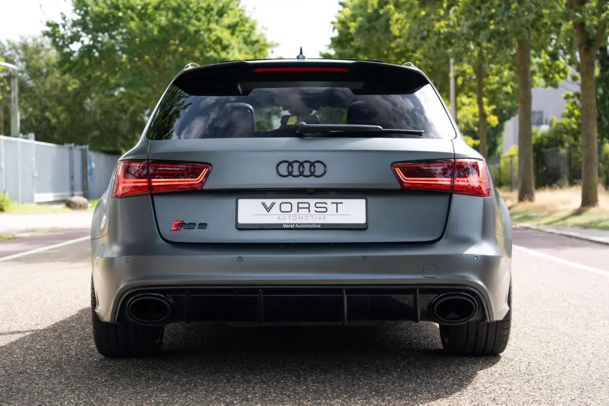 4.0 TFSI RS 6 quattro Pano Milltek Bose