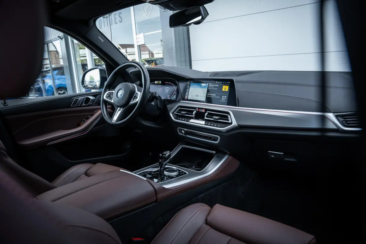 xDrive45e M-Sport Dravitgrau|BTW|Pano|Laser|Elek-Trekhaak|Memory|Winterpakket