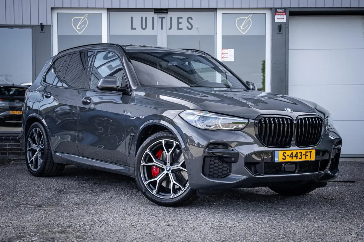 xDrive45e M-Sport Dravitgrau|BTW|Pano|Laser|Elek-Trekhaak|Memory|Winterpakket