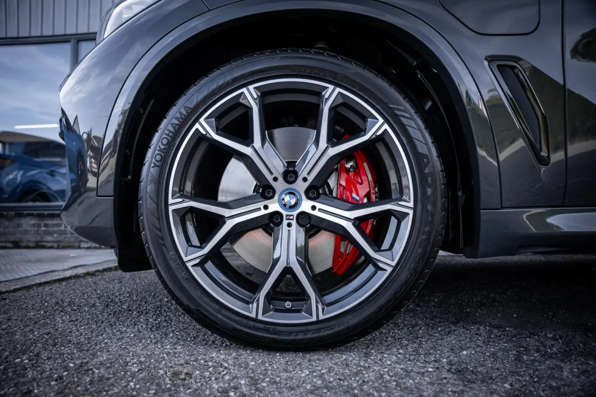 xDrive45e M-Sport Dravitgrau|BTW|Pano|Laser|Elek-Trekhaak|Memory|Winterpakket