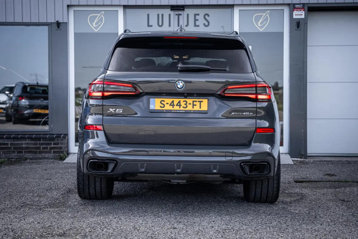 xDrive45e M-Sport Dravitgrau|BTW|Pano|Laser|Elek-Trekhaak|Memory|Winterpakket