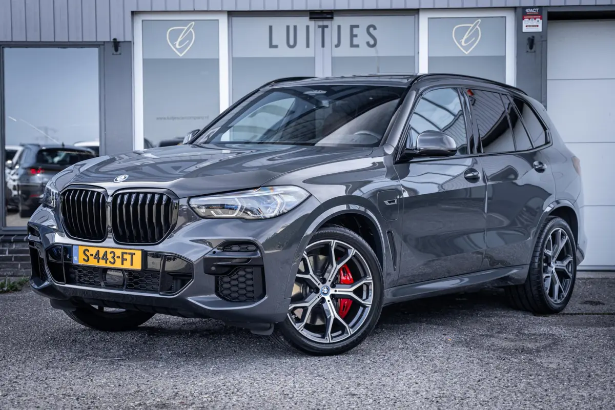 xDrive45e M-Sport Dravitgrau|BTW|Pano|Laser|Elek-Trekhaak|Memory|Winterpakket