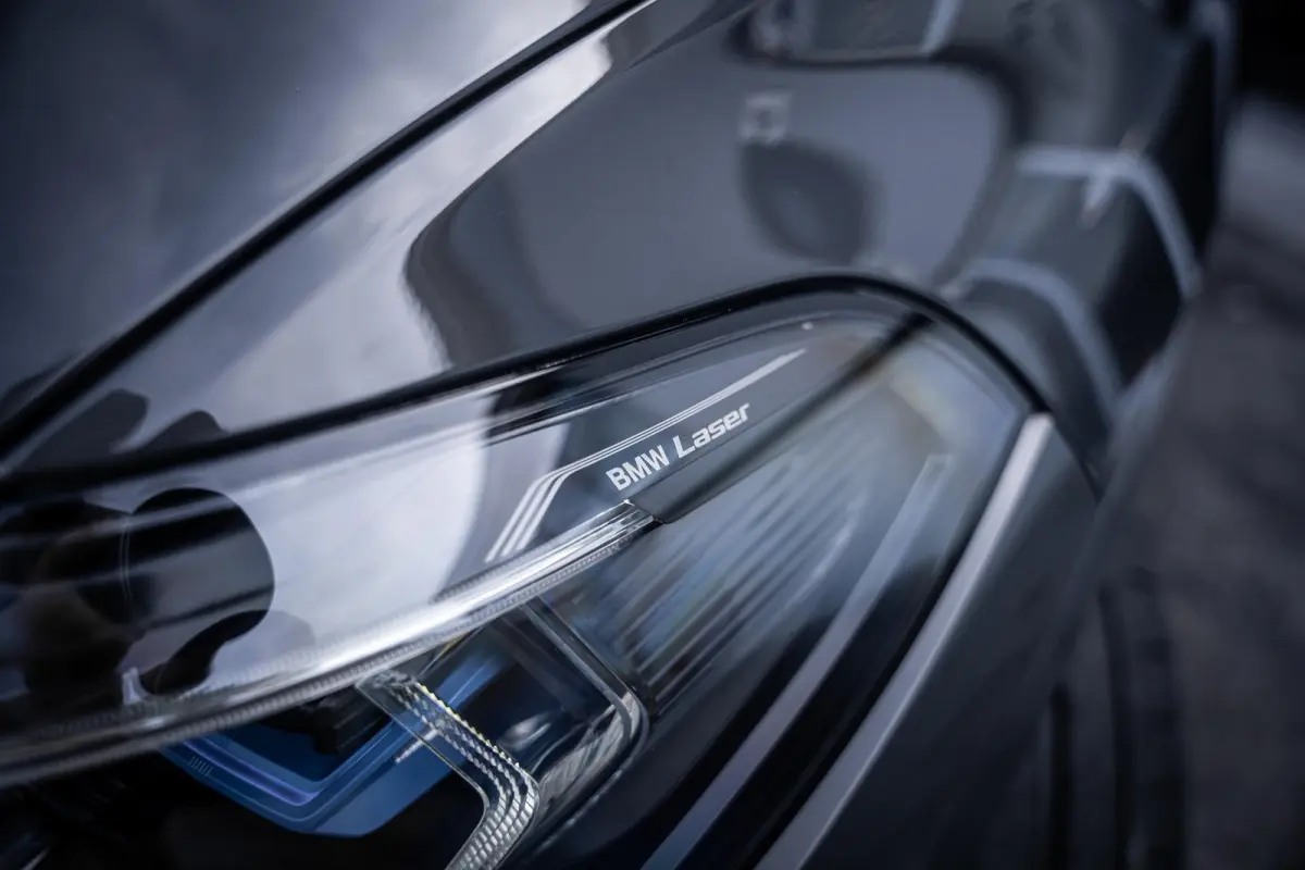 xDrive45e M-Sport Dravitgrau|BTW|Pano|Laser|Elek-Trekhaak|Memory|Winterpakket