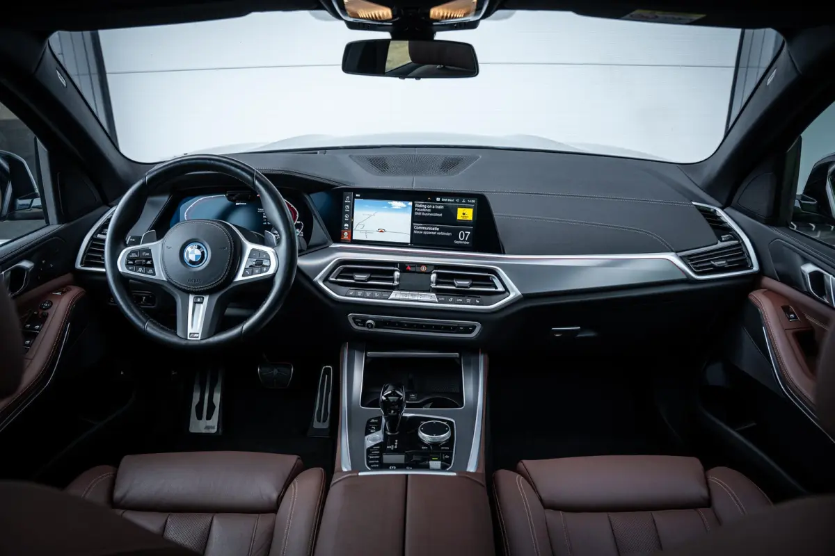 xDrive45e M-Sport Dravitgrau|BTW|Pano|Laser|Elek-Trekhaak|Memory|Winterpakket