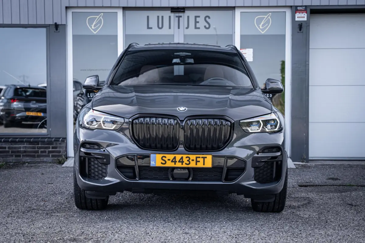 xDrive45e M-Sport Dravitgrau|BTW|Pano|Laser|Elek-Trekhaak|Memory|Winterpakket