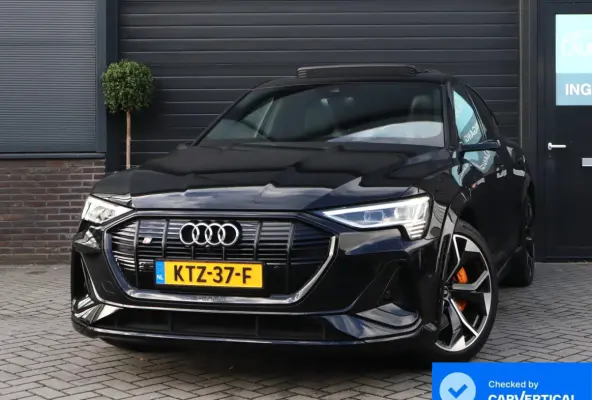 S quattro 95 kWh | Pano | 360 graden | RS sportstoelen | Digitale buitenspiegels