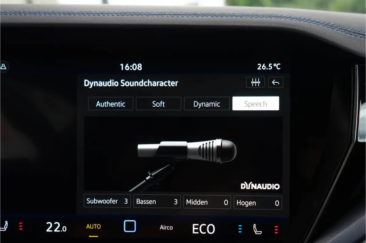 3.0 TSI eHybrid 4MOTION R / 5 jaar Fabrieksgarantie/ Puglia/ DynAudio/ Head-up/ 360 Camera/  340kW