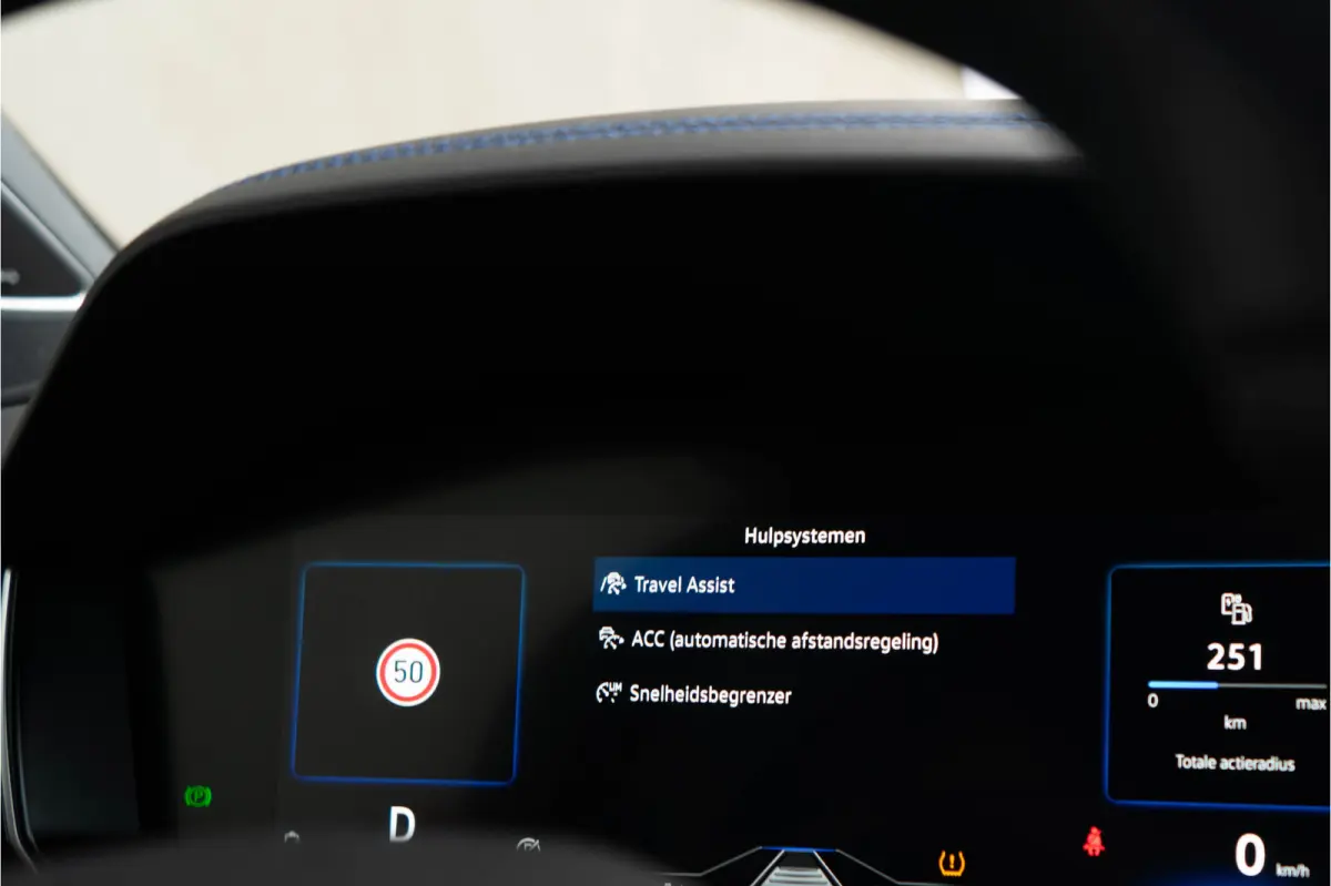 3.0 TSI eHybrid 4MOTION R / 5 jaar Fabrieksgarantie/ Puglia/ DynAudio/ Head-up/ 360 Camera/  340kW