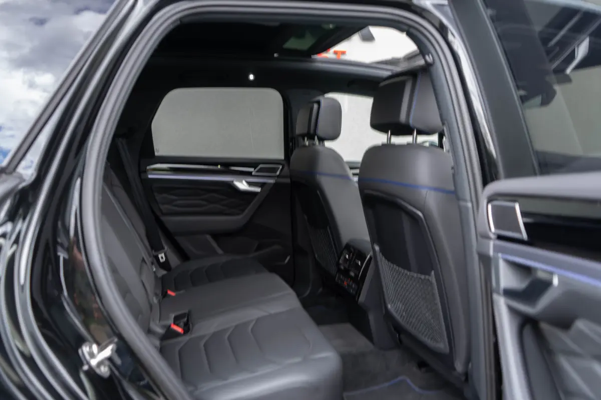 3.0 TSI eHybrid 4MOTION R / 5 jaar Fabrieksgarantie/ Puglia/ DynAudio/ Head-up/ 360 Camera/  340kW