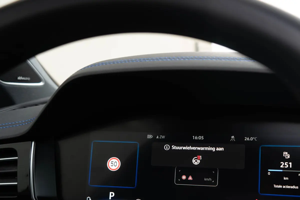 3.0 TSI eHybrid 4MOTION R / 5 jaar Fabrieksgarantie/ Puglia/ DynAudio/ Head-up/ 360 Camera/  340kW