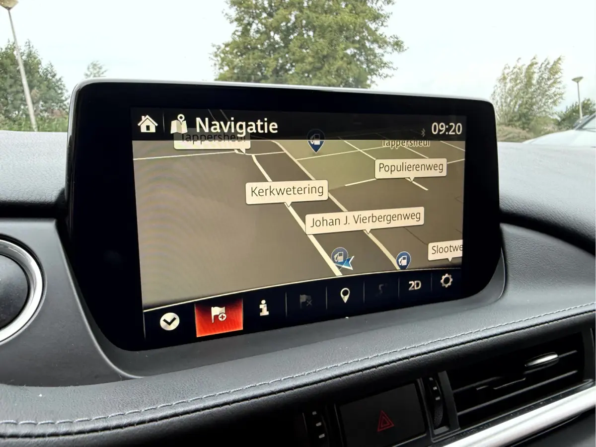 2.0 SkyActiv-G 165 Business Camera, Stoel/Stuurverwarming, App Connect etc..