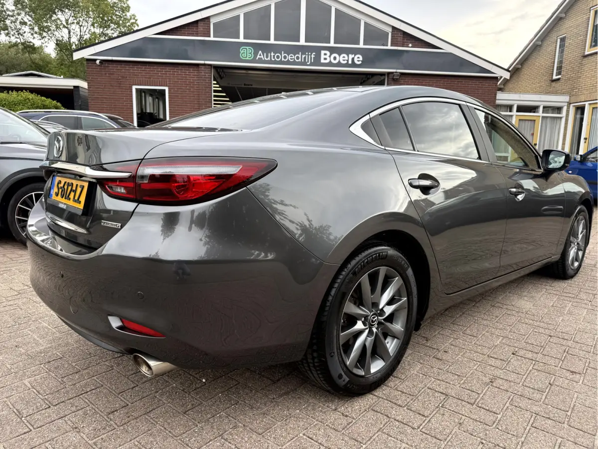 2.0 SkyActiv-G 165 Business Camera, Stoel/Stuurverwarming, App Connect etc..