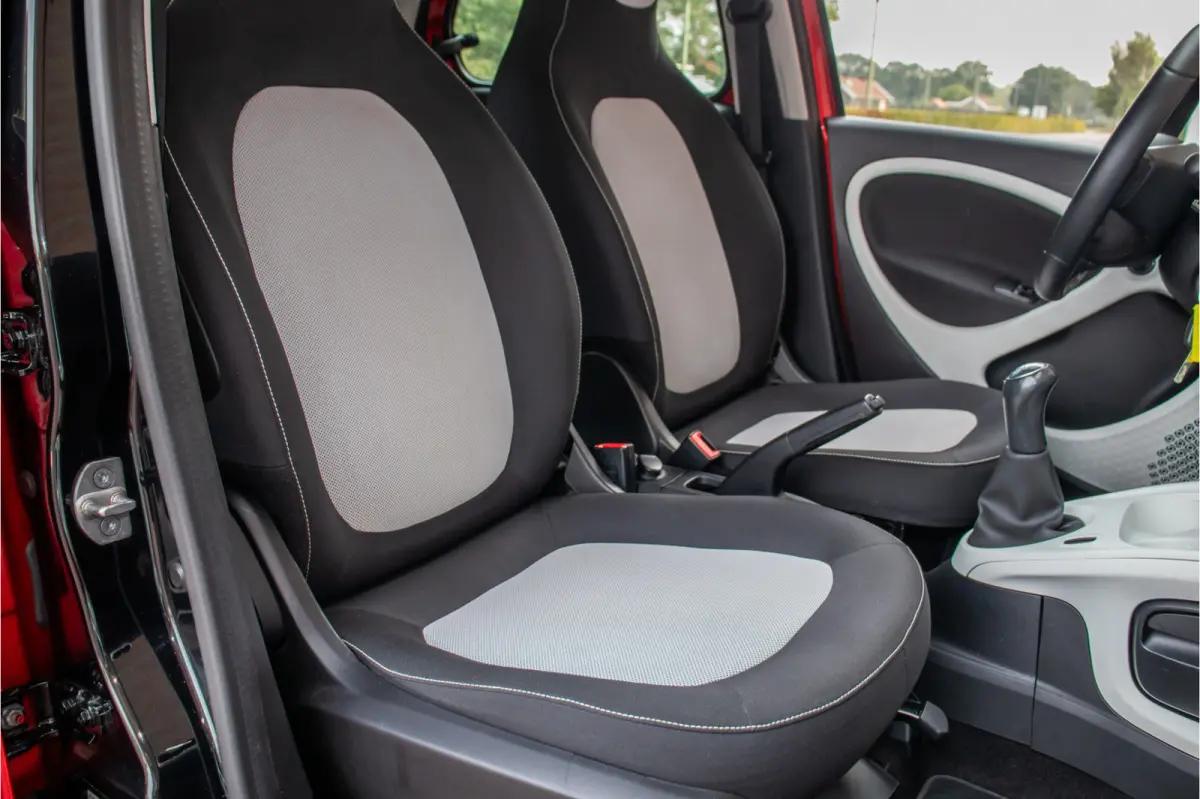 1.0 Passion **RIJKLAAR**, 2e eigenaar, Climate control, Bluetooth, Cruise control, LED.
