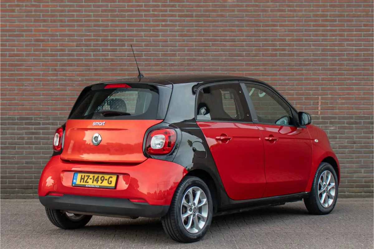 1.0 Passion **RIJKLAAR**, 2e eigenaar, Climate control, Bluetooth, Cruise control, LED.