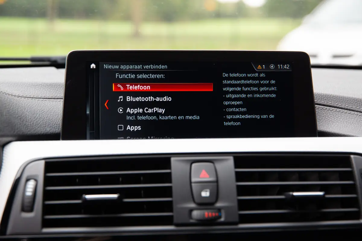 320i High Executive M-Sport , Leder, Trekhaak, Stoelverwarming, Carplay