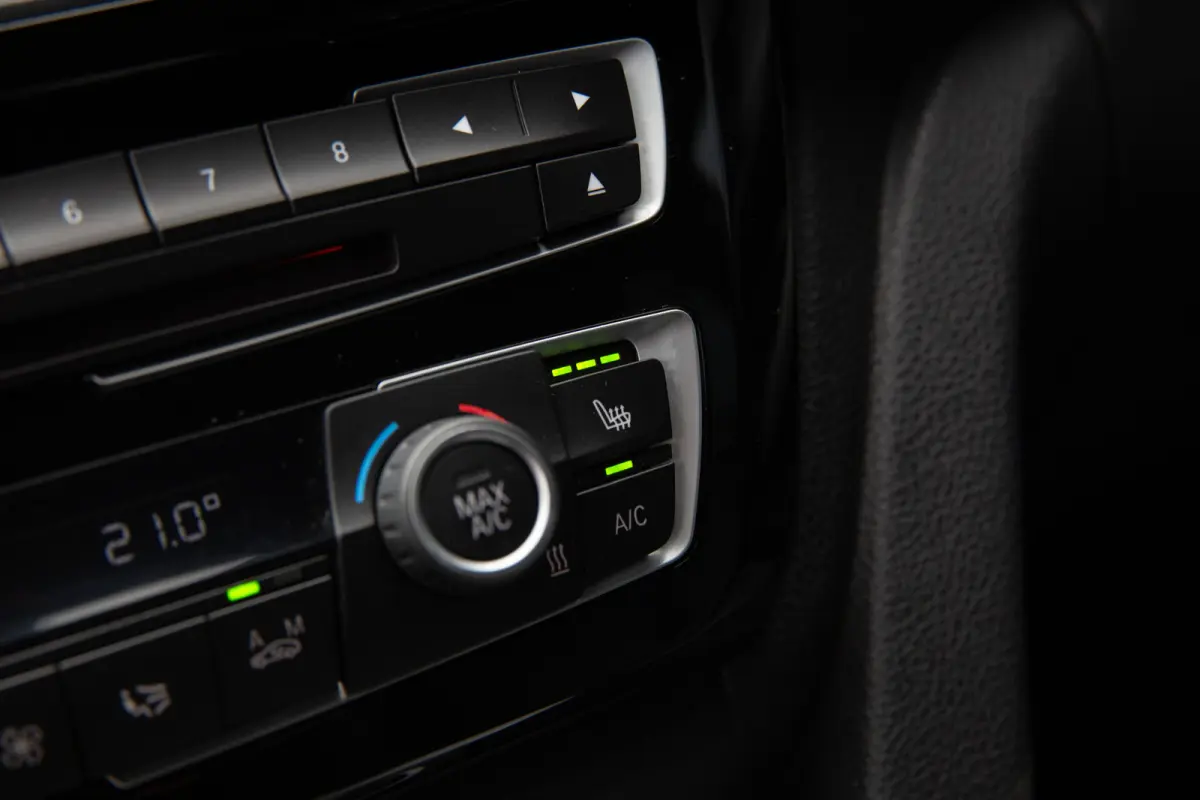 320i High Executive M-Sport , Leder, Trekhaak, Stoelverwarming, Carplay