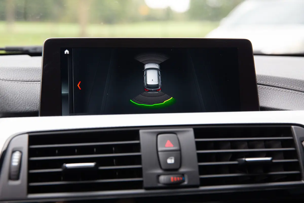 320i High Executive M-Sport , Leder, Trekhaak, Stoelverwarming, Carplay