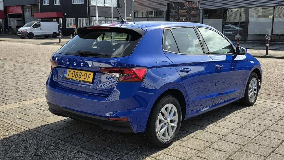 1.0 TSI Active Full LED  15inch LM Origineel NL-auto 26.245km met NAP!