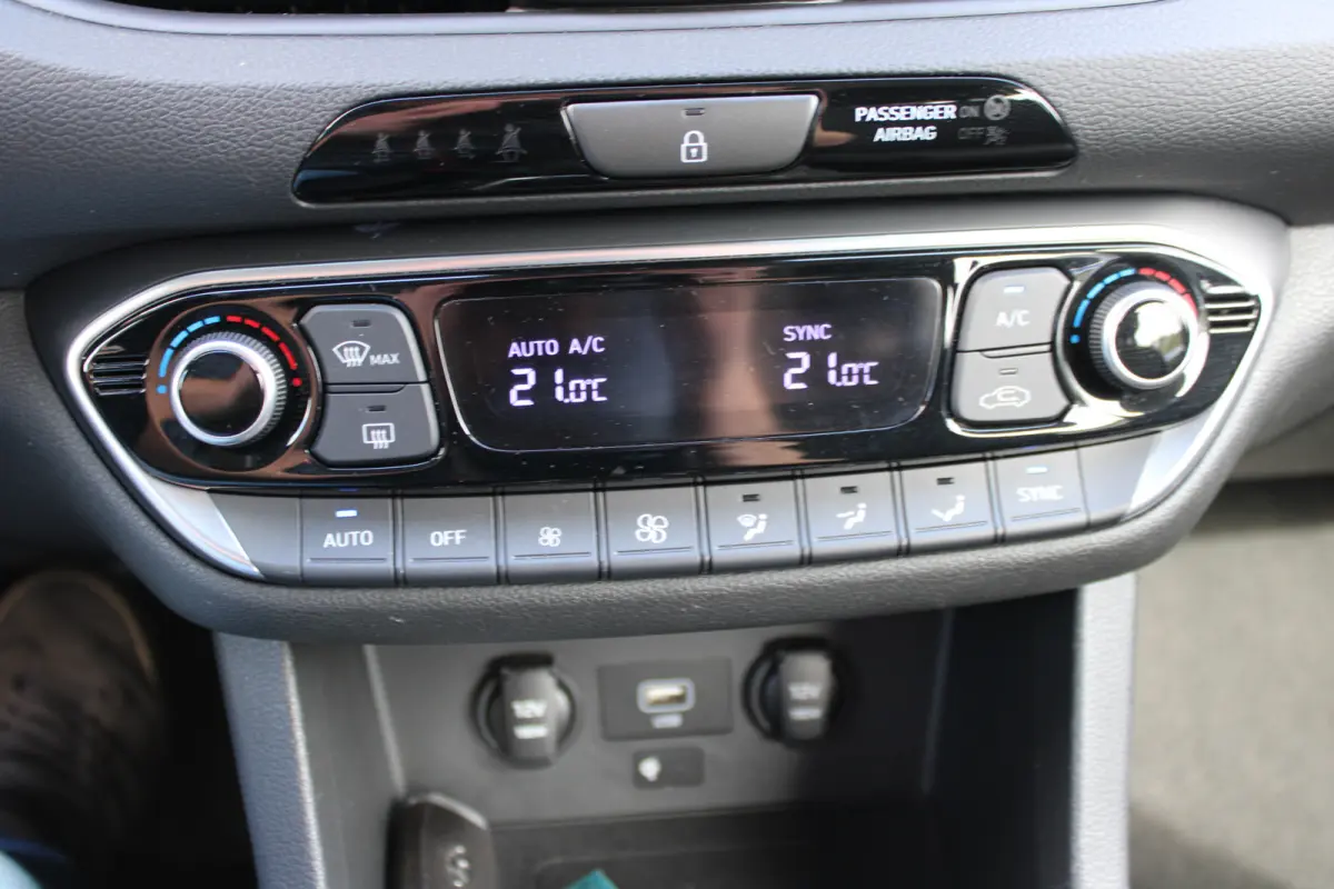 1.0 T-GDi MHEV Comfort
