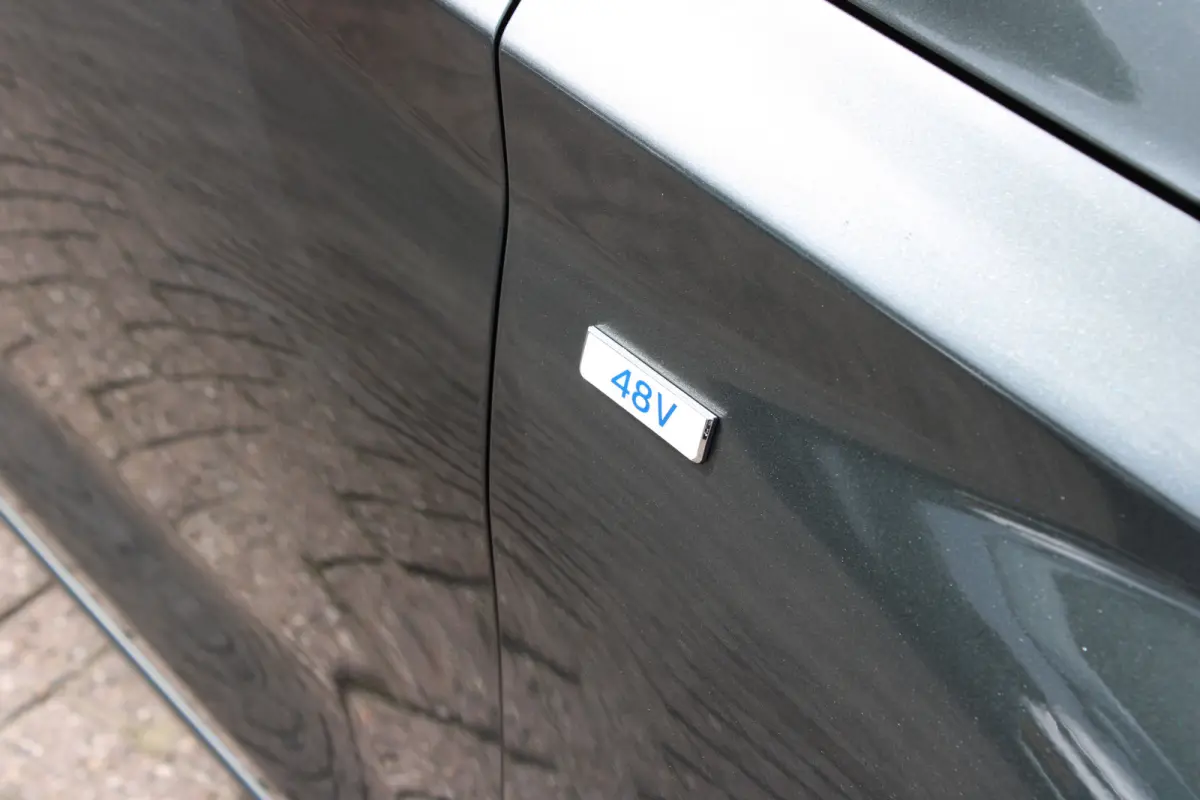 1.0 T-GDi MHEV Comfort