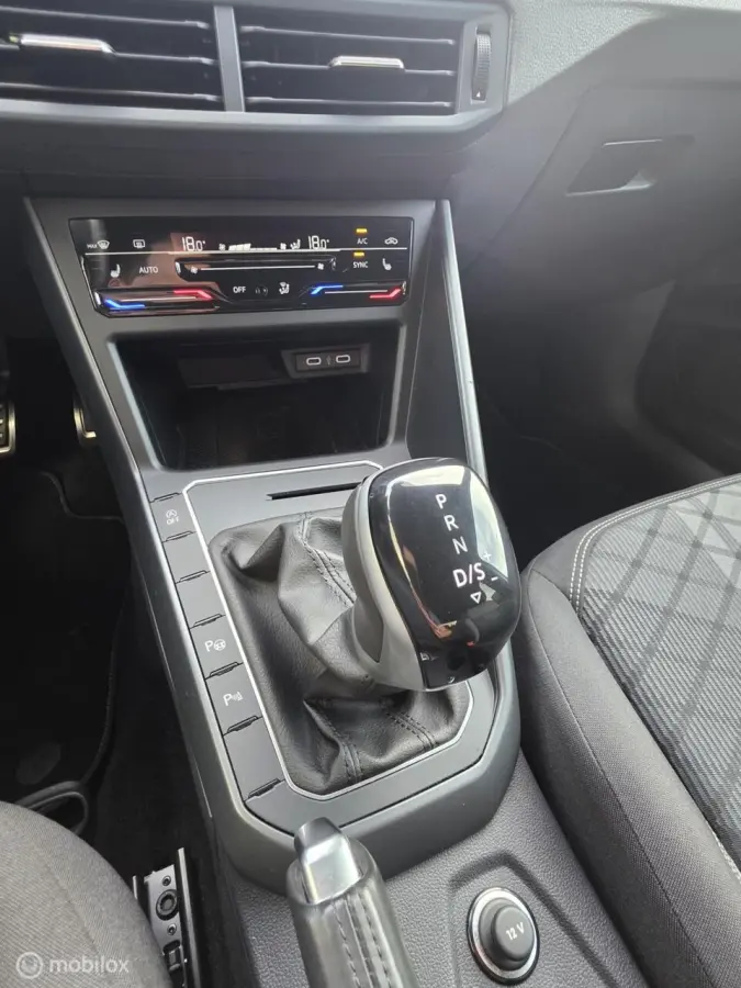 1.0 TSI DSG 3X R-Line IQ|Stoelv|Carplay|Clima