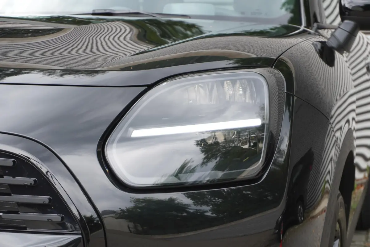 C | Black Multitone | Extra getint glas | Driving Assistant | MINI Head-Up Display | Parking Assistant