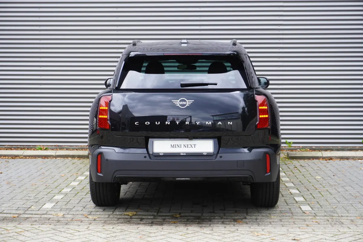 C | Black Multitone | Extra getint glas | Driving Assistant | MINI Head-Up Display | Parking Assistant
