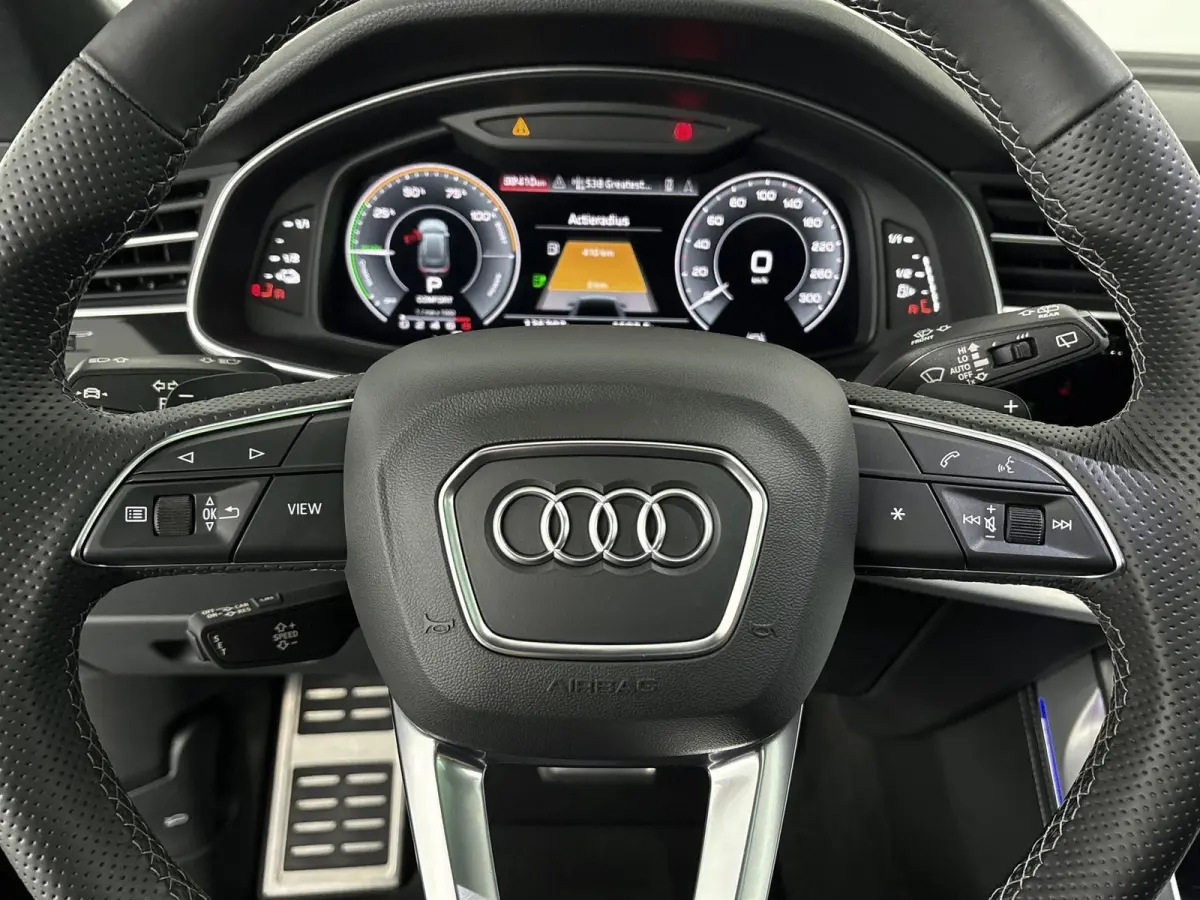 60 TFSI e quattro Competition 462 PK | S-line | Automaat | Camera | Panoramadak | Bang & Olufsen Premium 3D | Cruise Control | Stoelverwarming | Virtual Cockpit | HD LED Matrix | Lichtmetale