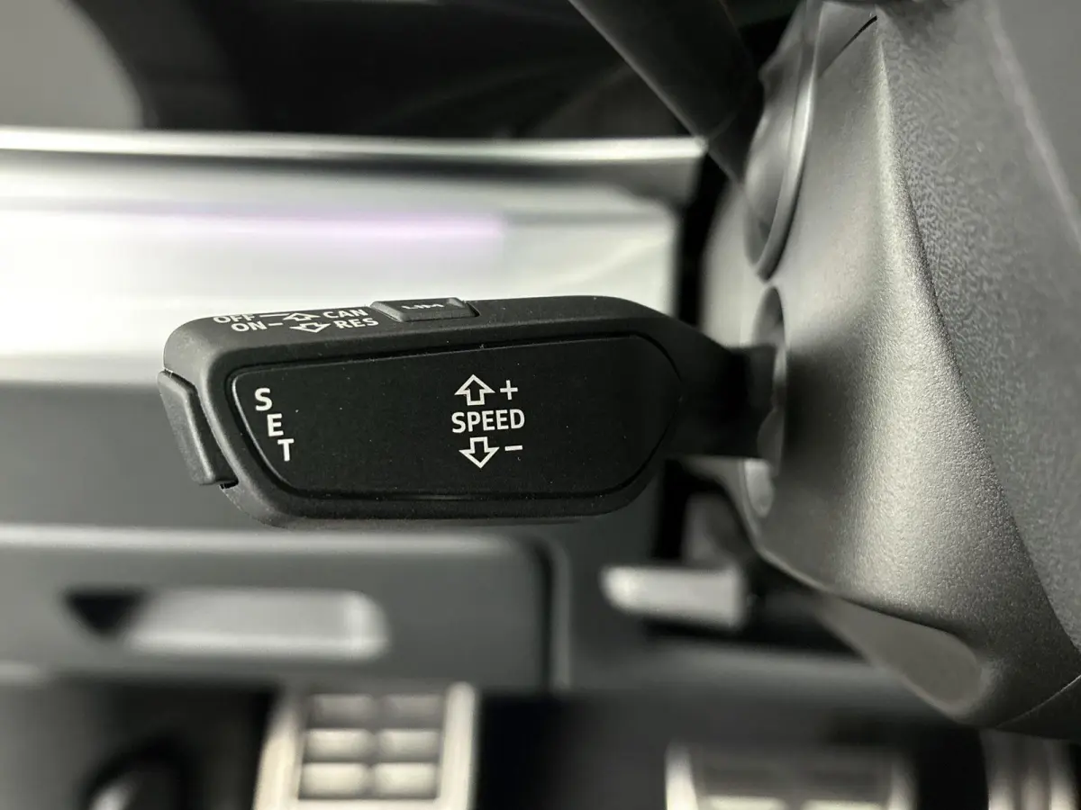 60 TFSI e quattro Competition 462 PK | S-line | Automaat | Camera | Panoramadak | Bang & Olufsen Premium 3D | Cruise Control | Stoelverwarming | Virtual Cockpit | HD LED Matrix | Lichtmetale