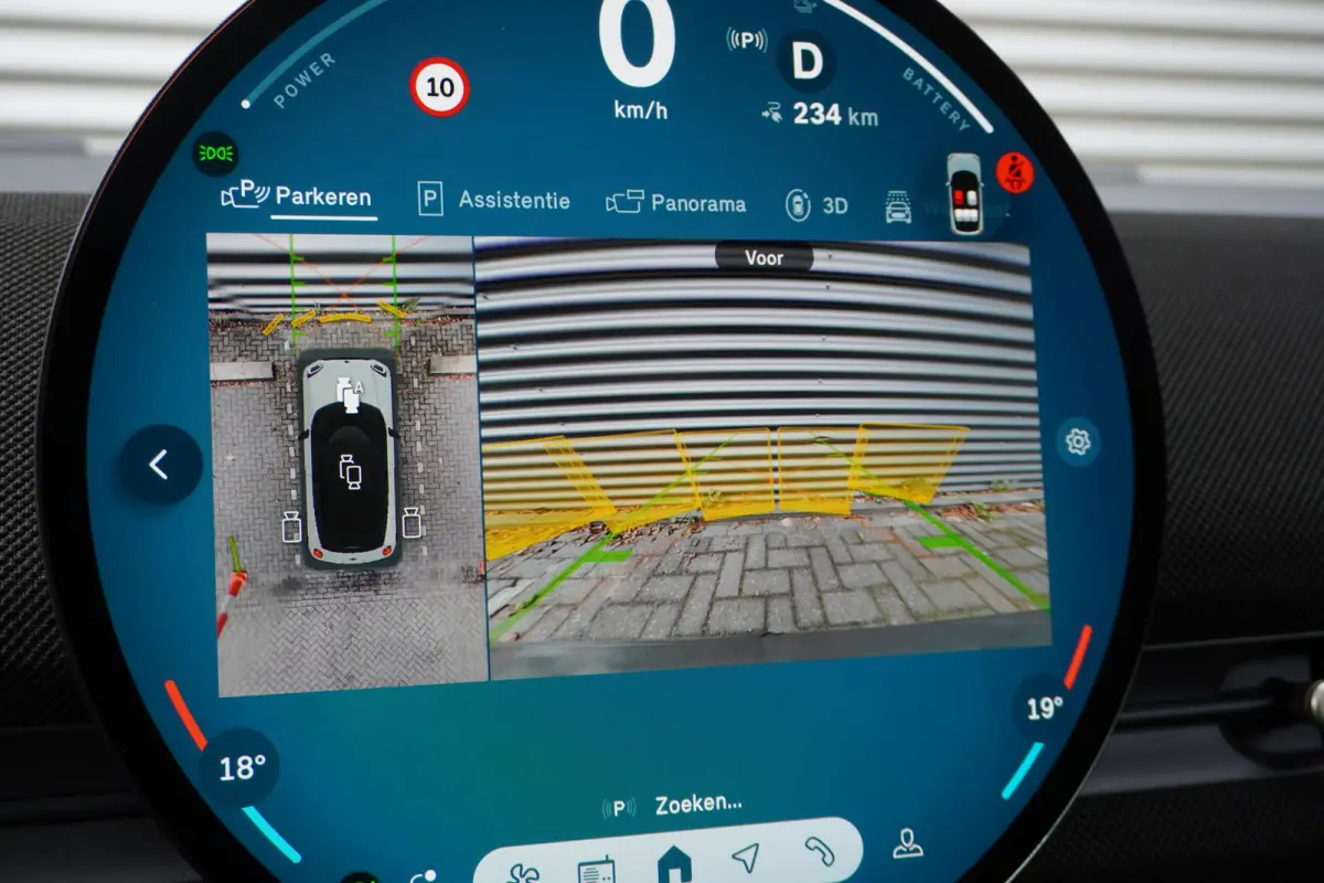 E | John Cooper Works Uitvoering | Pakket L | Glazen panoramadak | Extra getint glas | HIFI System Harman Kardon