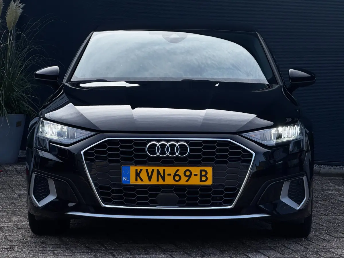 40 TFSI e 204 PK Advanced edition | 93 % SOH | Audi dealer onderhouden | Camera | Stoelverwarming
