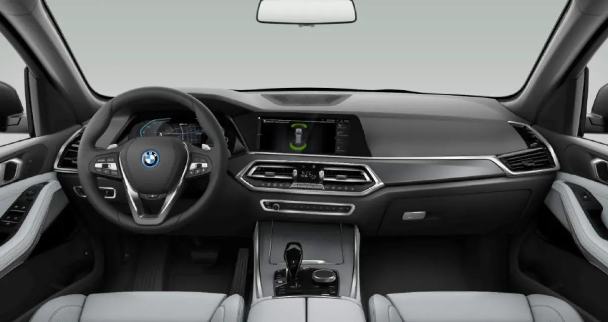 xDrive45e Comfortstoelen - Warmte Comfort Pack Voor - Comfort Access - Parking Assistant - BMW Live Cockpit Professional -