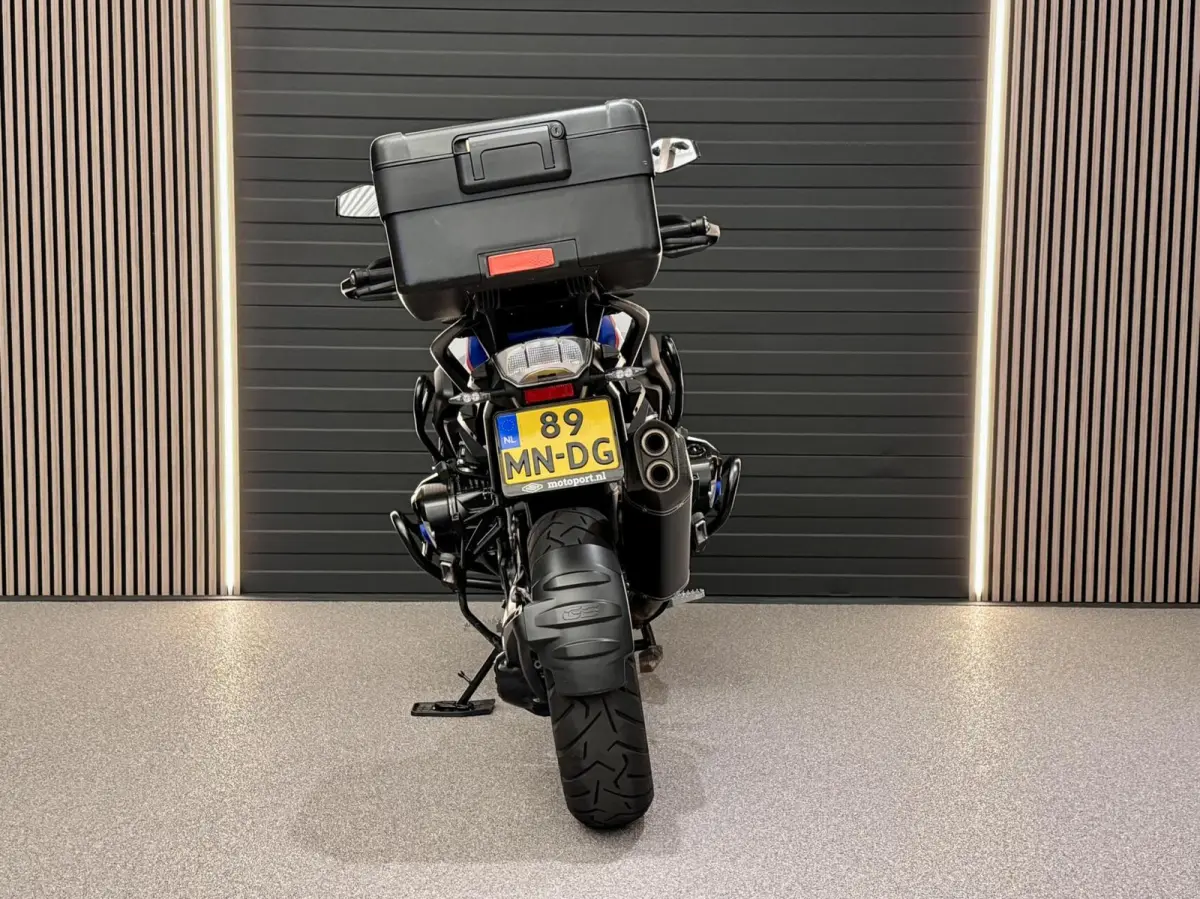 Style HP Akrapovic Dynamiek Rijmodi Pro