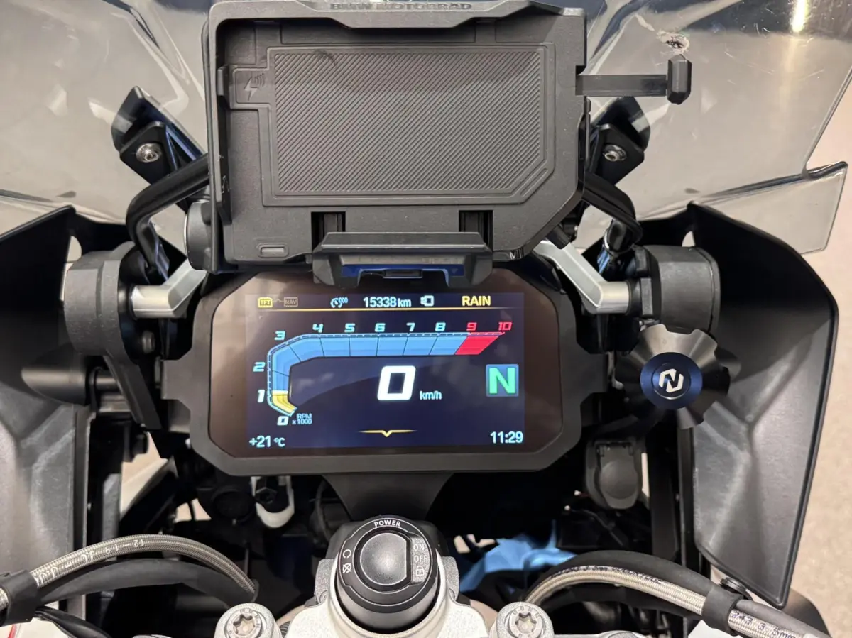 Style HP Akrapovic Dynamiek Rijmodi Pro