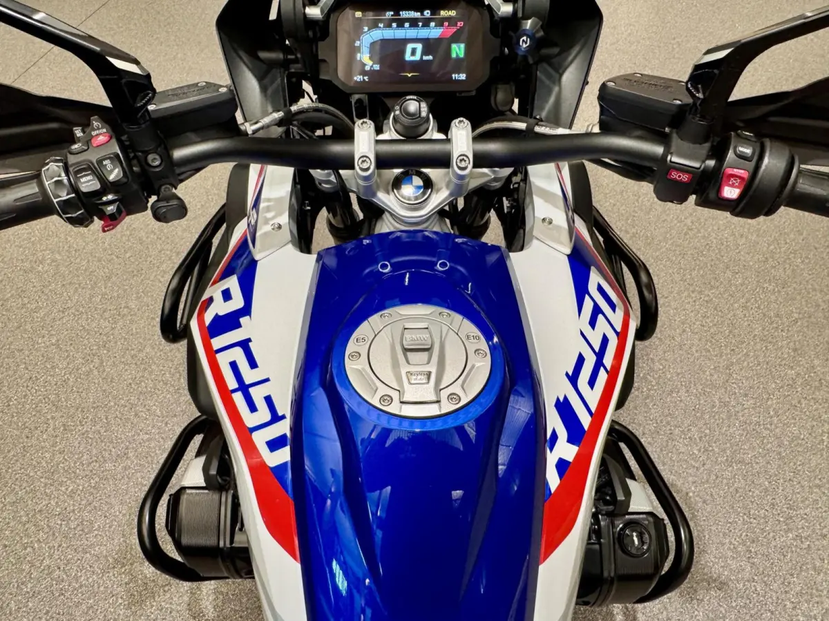 Style HP Akrapovic Dynamiek Rijmodi Pro