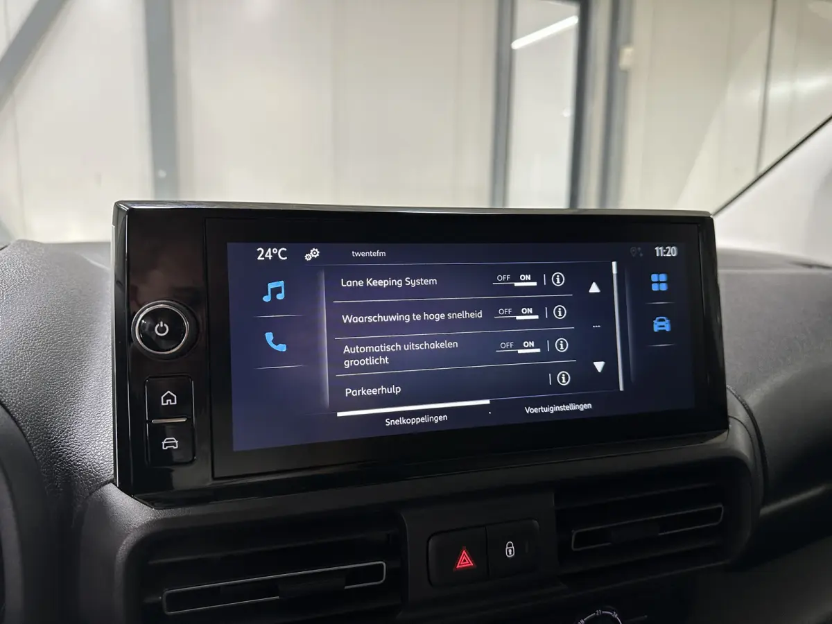 Challenger (L2) 50 kWh 136pk | 3pers. | Laadvloer | 3-fase(11kw) | Multimediascherm groot |