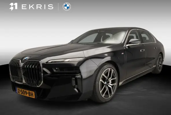 750e xDrive | M-Sportpakket | LED | HUD | Active cruise | Panoramadak | Active steering | Chrome line | DAB | Bowers & Wilkins sound | Alu 20 inch