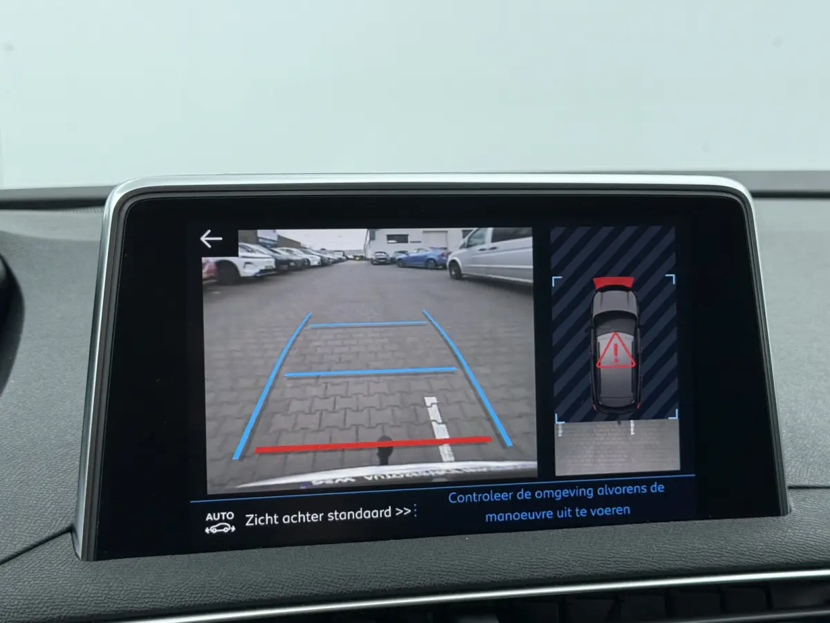 1.2 PureTech Allure | Trekhaak | Pano | CarPlay | Keyless | 19 inch