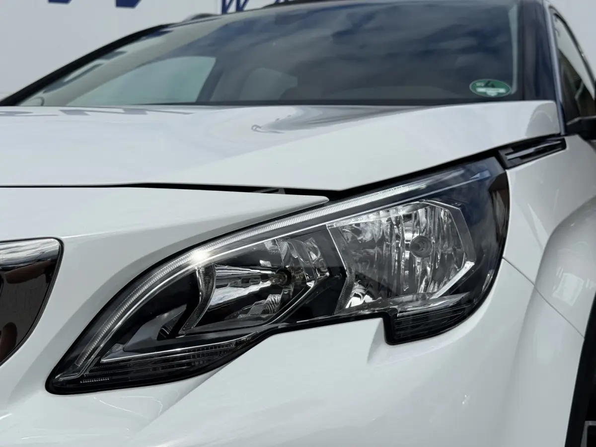 1.2 PureTech Allure | Trekhaak | Pano | CarPlay | Keyless | 19 inch